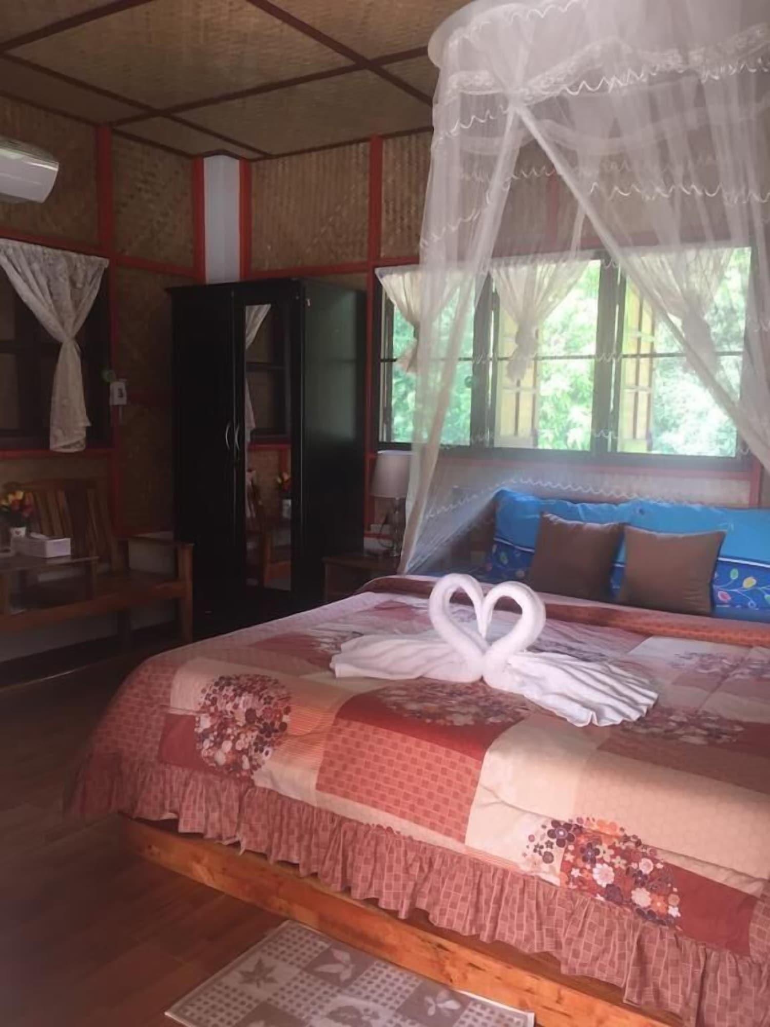 Yayee Homestay Sai Yok Extérieur photo