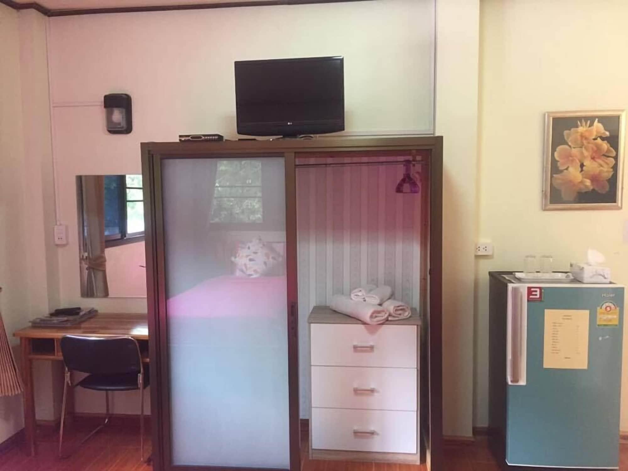 Yayee Homestay Sai Yok Extérieur photo