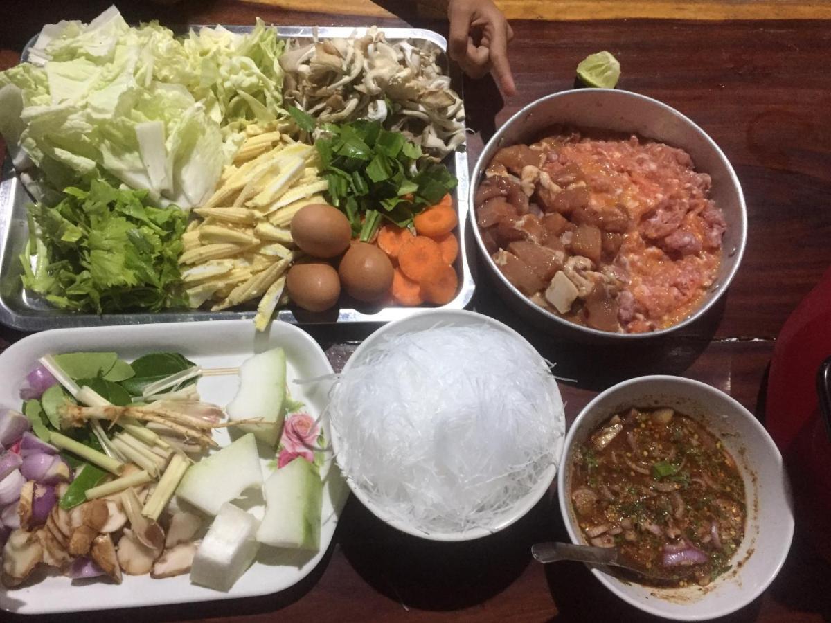 Yayee Homestay Sai Yok Extérieur photo